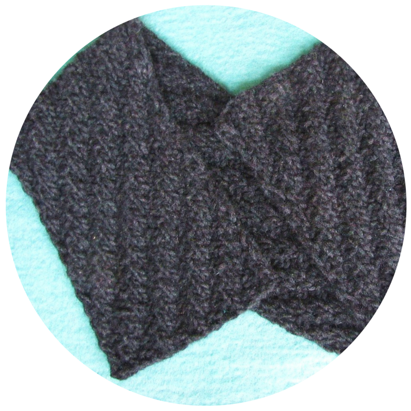 Diagonal Rib Knit Scarf